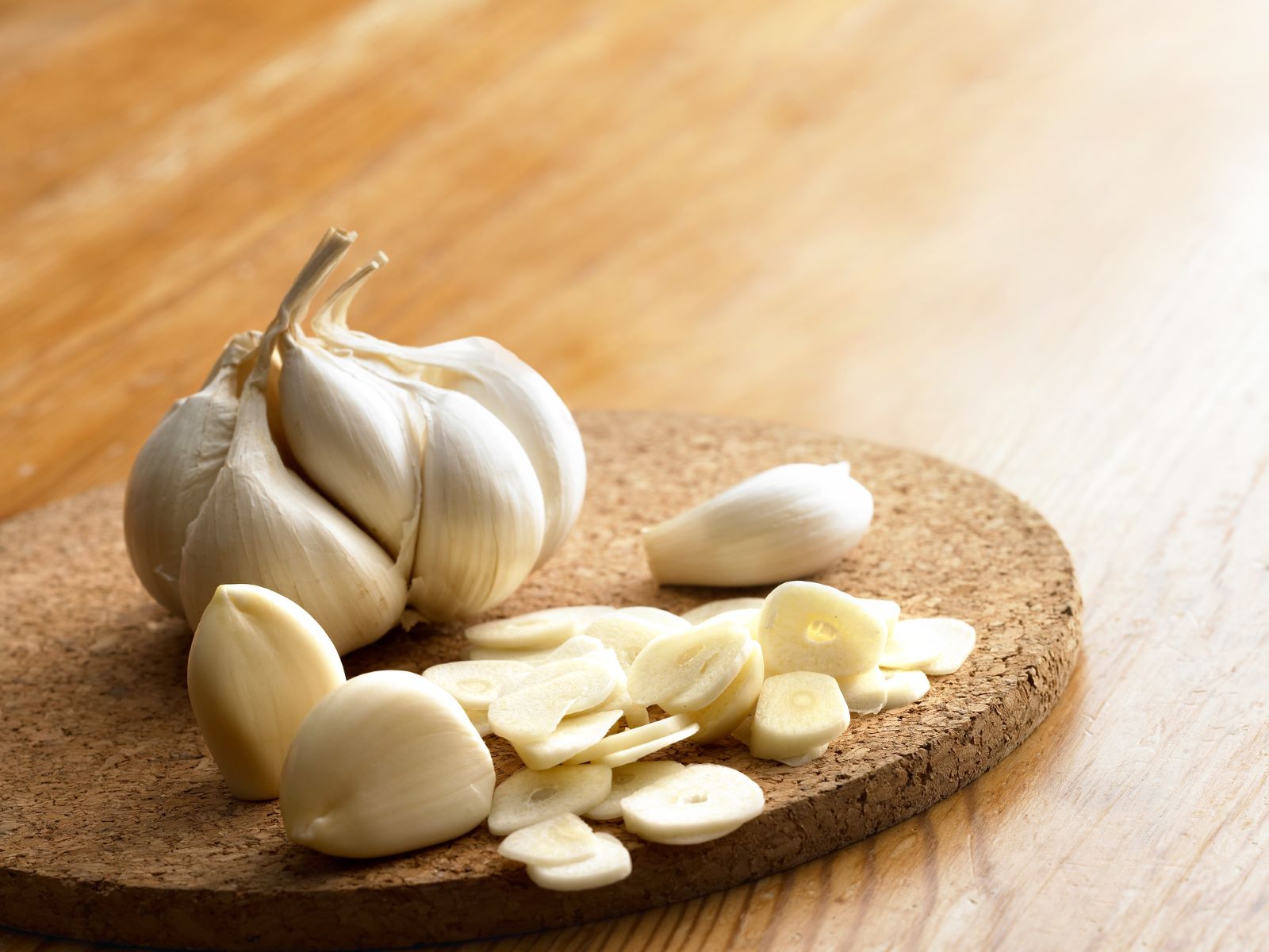 Garlic for hair loss