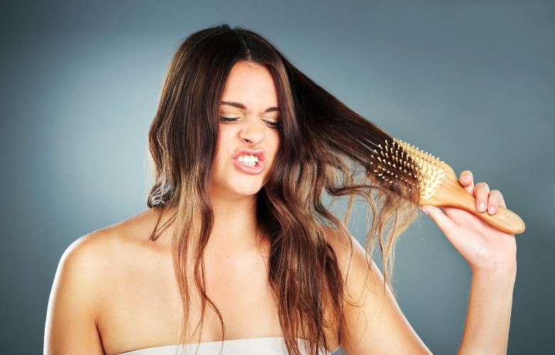 Detangle with hair to avoid hair damage