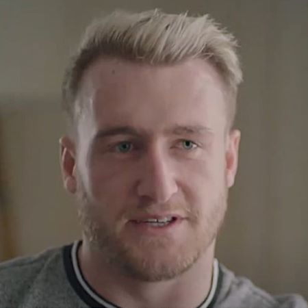 Stuart Hogg's bleached hair in 2019