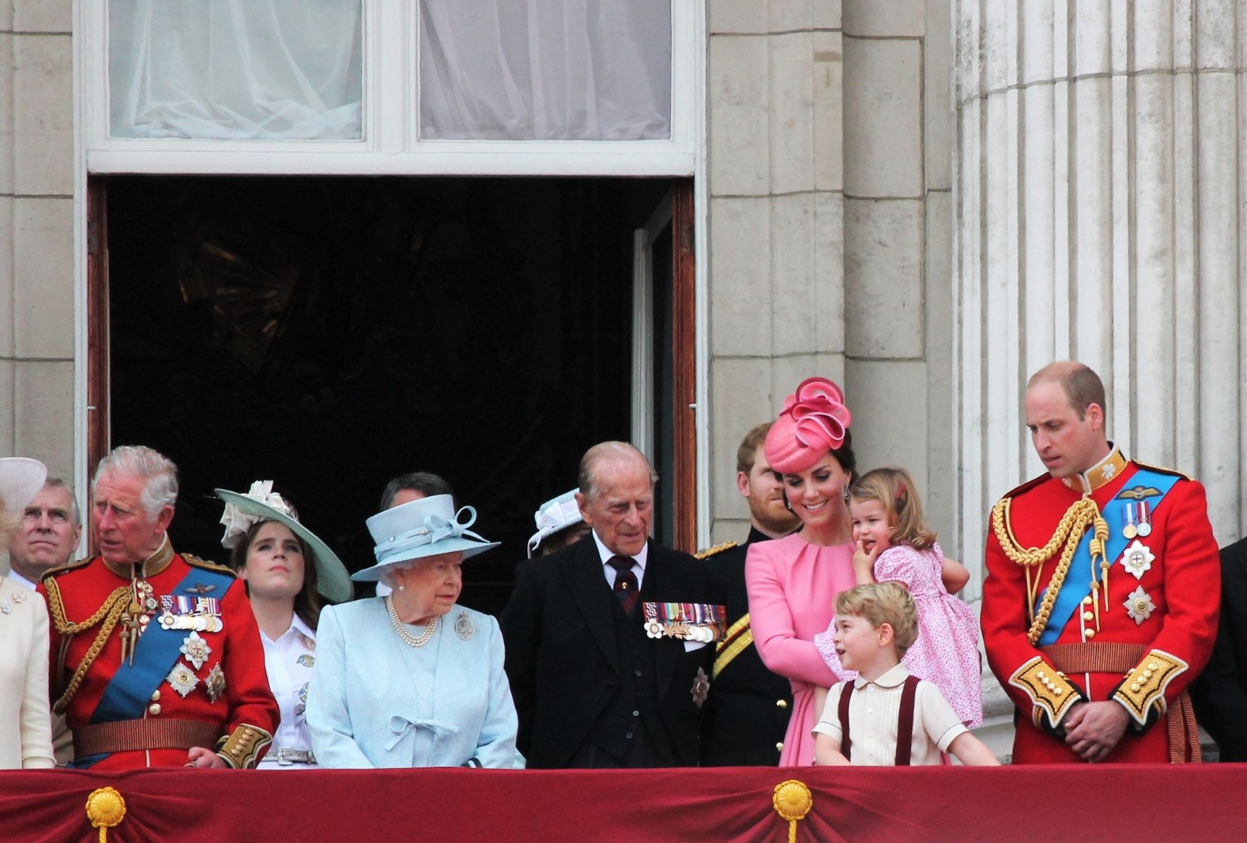 The Royal Family on their balcony