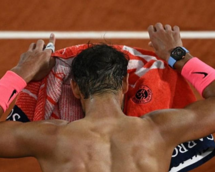 back of Nadal's head