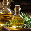 10 Best Diluted Rosemary Oil Blends For Hair Growth