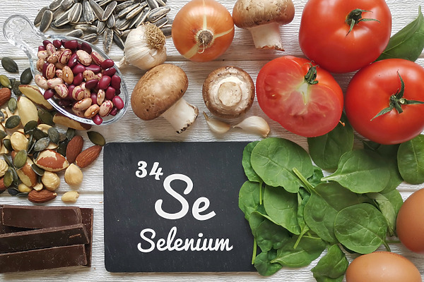 Selenium Benefits For Hair Featured Image