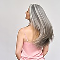 10 Expert Tips For Transitioning To Grey Hair With Highlights