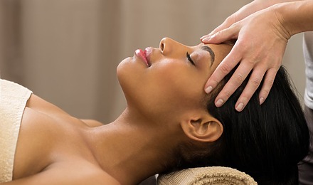 Head Massage Benefits For Hair Growth: An Expert Review