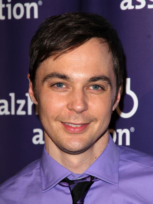 Jim Parsons wearing a side part