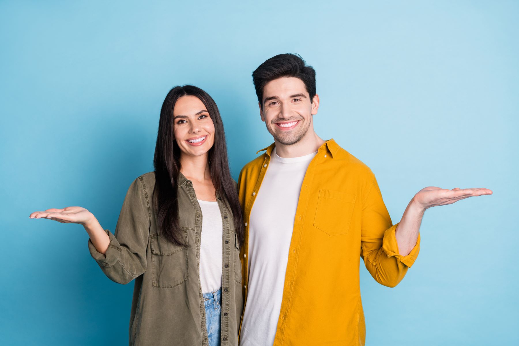 Man and woman wondering about hair gummy effectiveness