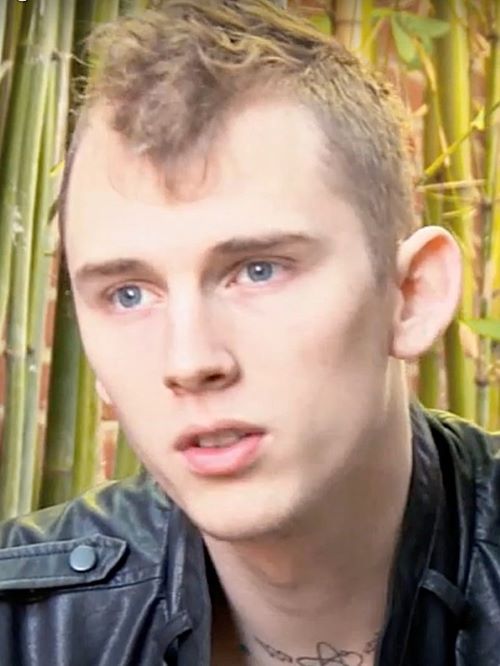 Machine Gun Kelly hair 2012