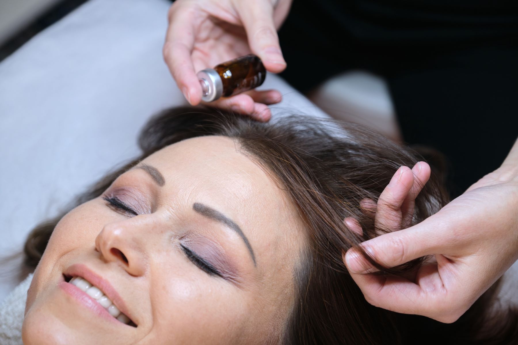 hair mesotherapy session