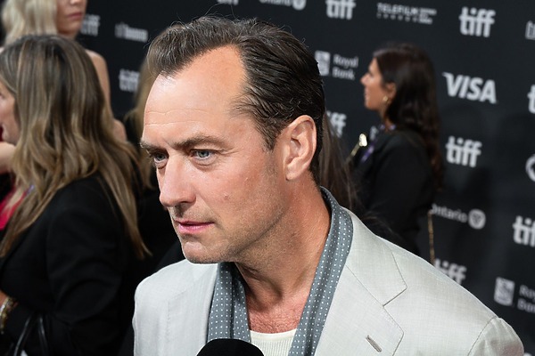 Jude Law hair transplant