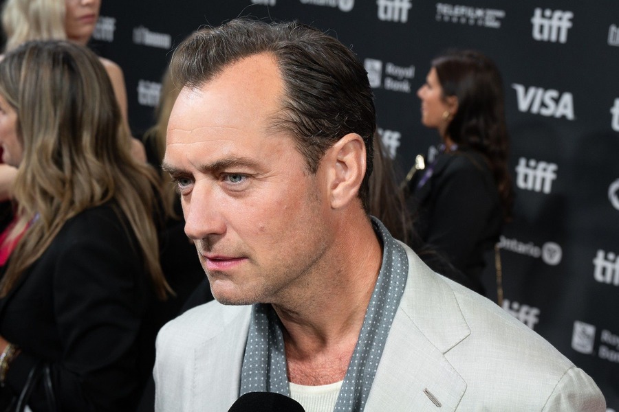 Jude Law Hair Transplant