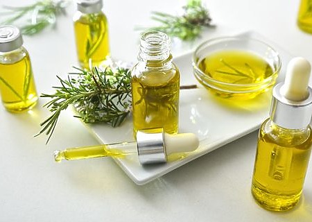 rosemary oil composition