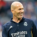Zinedine Zidane’s Hair Loss: Why & When Did He Go Bald?