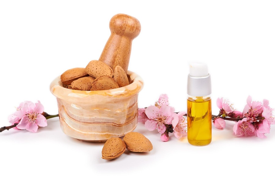 Almond Oil For Hair: Benefits, Uses, Side Effects