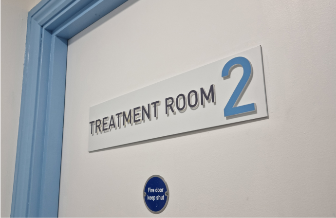 FUT hair treatment room