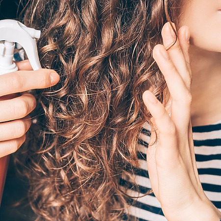 Does sea salt spray cause hair loss (and how to manage it)?