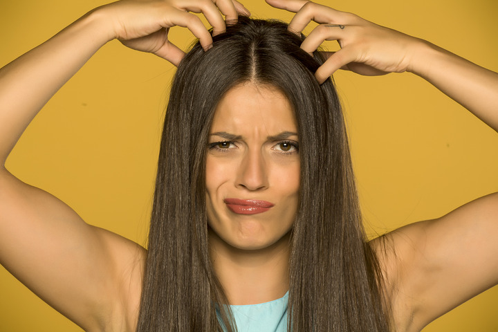 12 Reasons Your Scalp Itches A Day After Washing And How To Treat Them